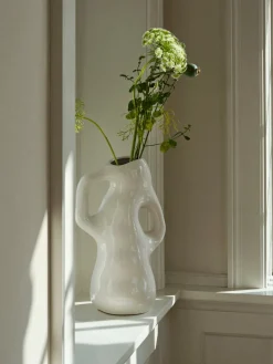 Isolde Vase