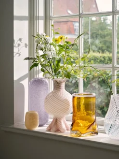 Mella Vase