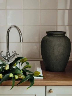 Uma Vase