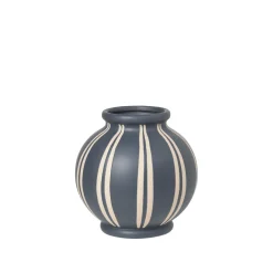 Wilma Vase